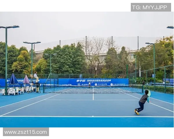 成都网球队的蜕变与成长：一段网球精神与团队奋斗的真实记录